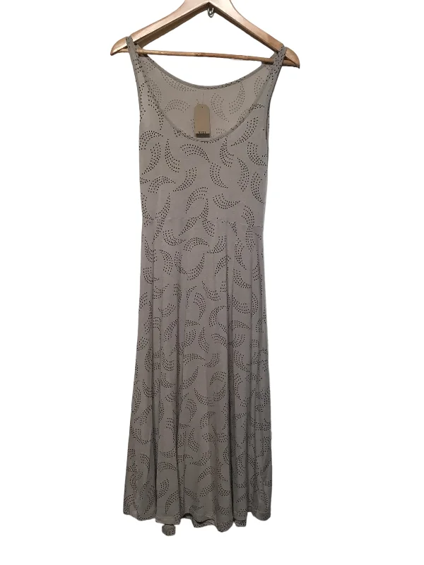 Beige and Black Dress (Size M)