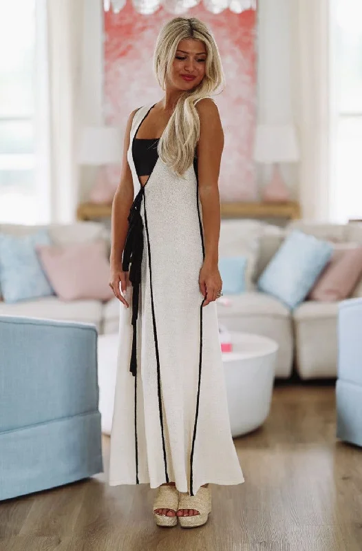 Cruise to Bermuda Maxi Dress - Cream and Black