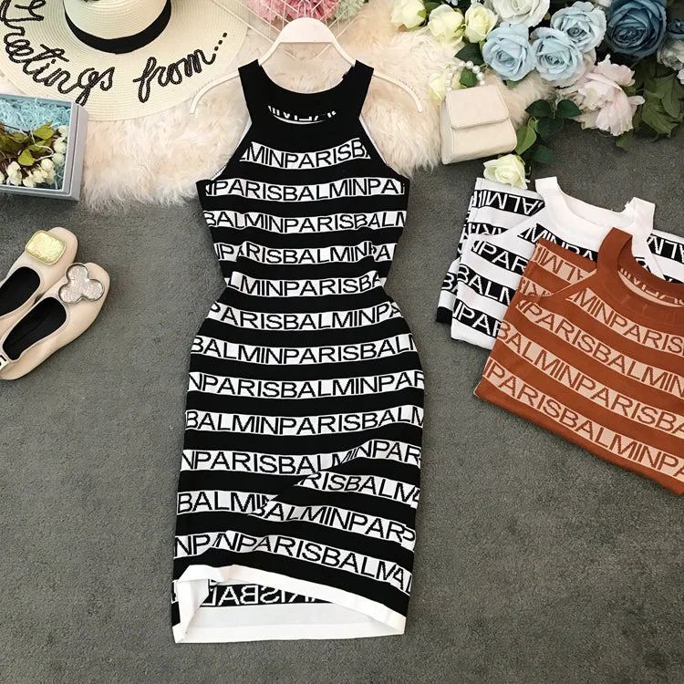 Hanging neck sleeveless knitted buttock dress  2826