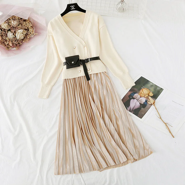 Sweater cardigan + pleated velvet suspender skirt  3950